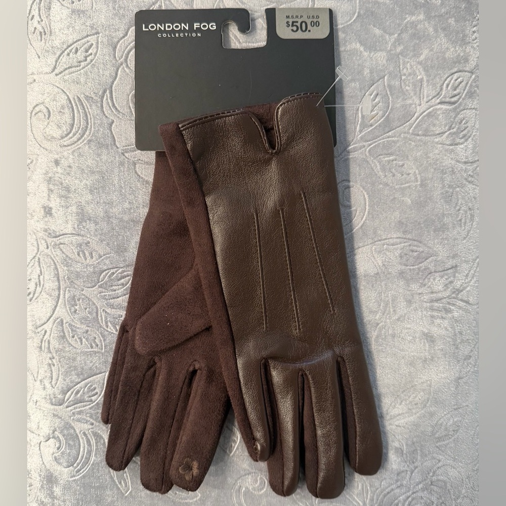 NWT London Fog Women's Brown Gloves Touch Screen Compatible One Size
